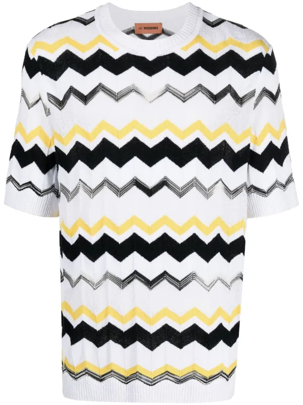 Yellow shirt with store a black zigzag