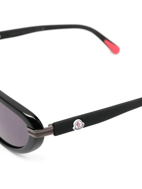 Moncler Eyewear Vitesse サングラス | ブラック | FARFETCH JP