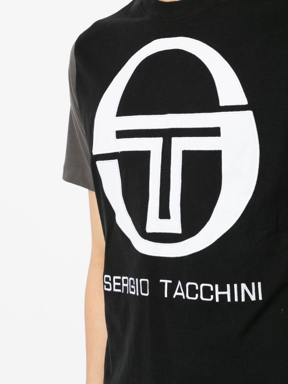Shop Sergio Tacchini Logo-print Cotton T-shirt In Schwarz