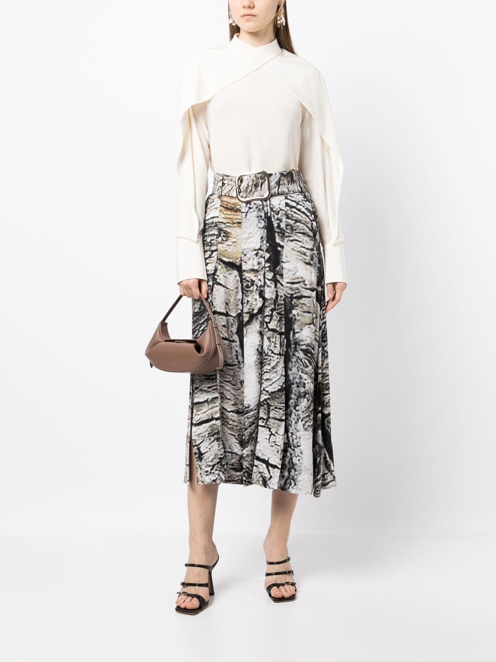 Shop Materiel Graphic-print Belted-waist Skirt In Grün