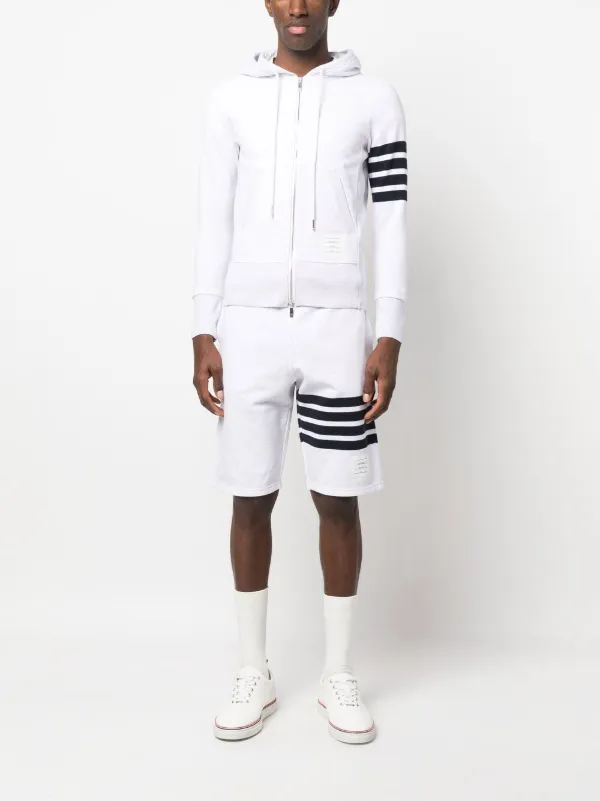 【THOM BROWNE】Logo Detail Bermuda Sweatshirt/全国送料込み Thom Browne logo-patch stripe-detail Hoodie | White | FARFETCH