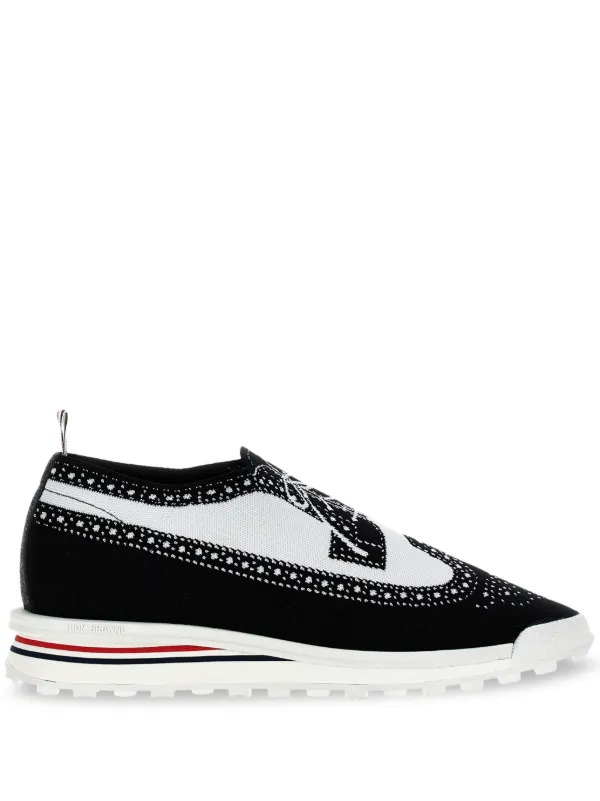 Thom Browne Tech Runner スニーカー | ブラック | FARFETCH JP