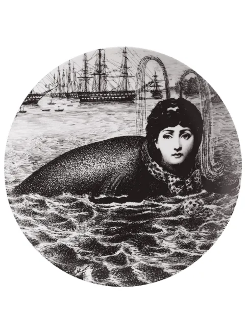 Fornasetti Tema e Variazioni N.195 hand-decorated wall plate