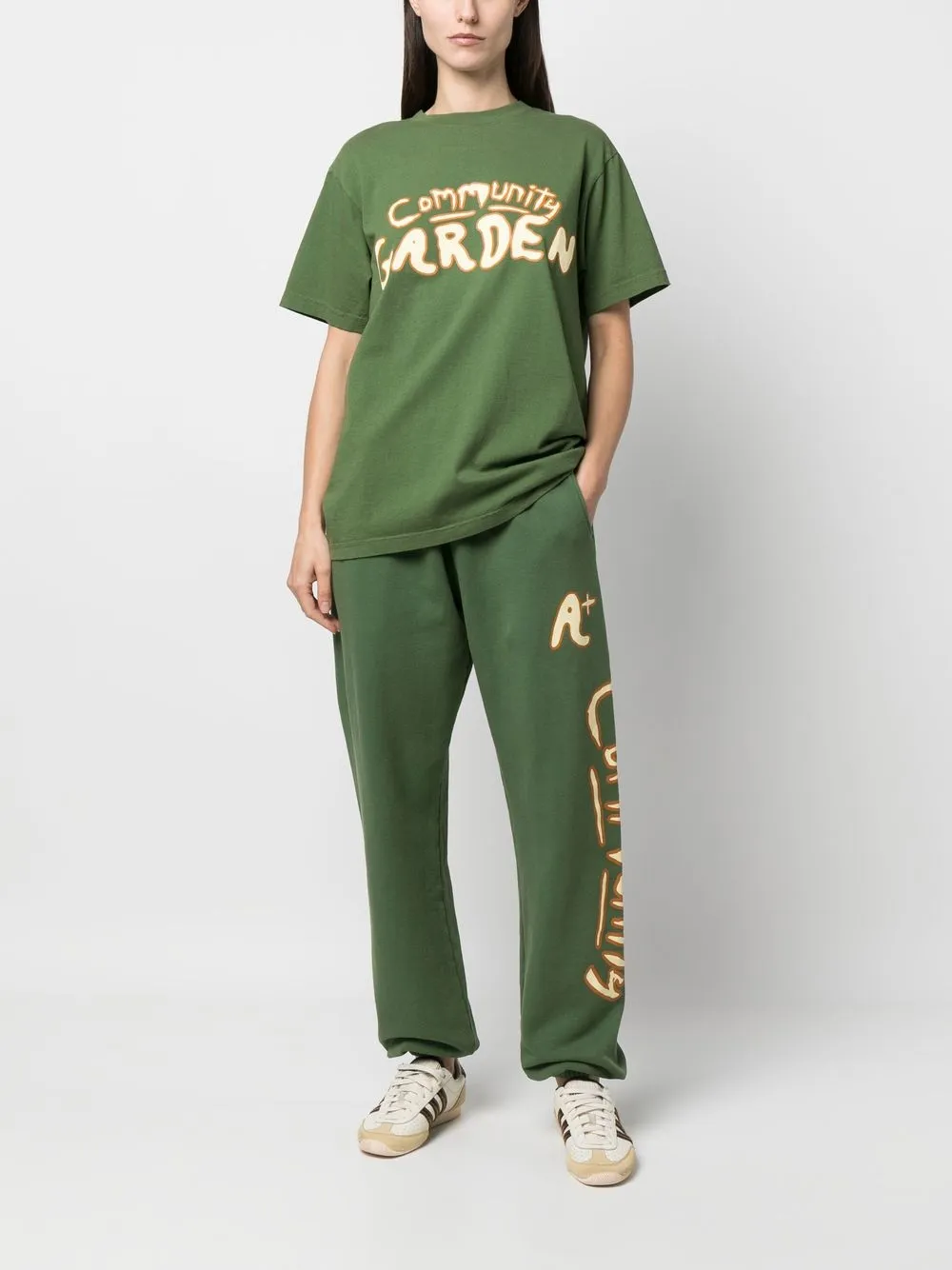 Perks And Mini Community Garden Crew-neck T-shirt In Grün