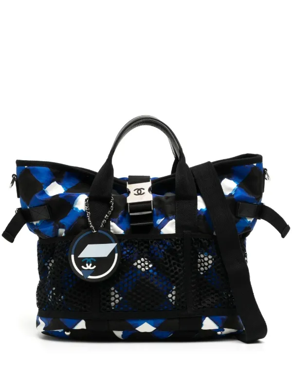 Chanel Pre-owned 2015-2016 CC Diamond-pattern Tote Bag in Blue