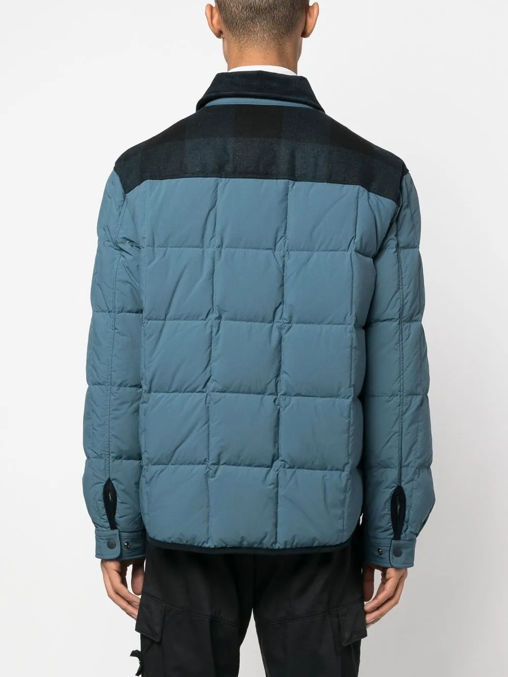 Woolrich Quilted Press-stud Fastening Jacket In Blau