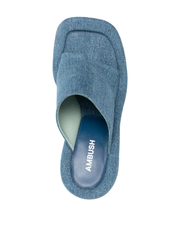 AMBUSH Cushion ミュール | ブルー | FARFETCH JP