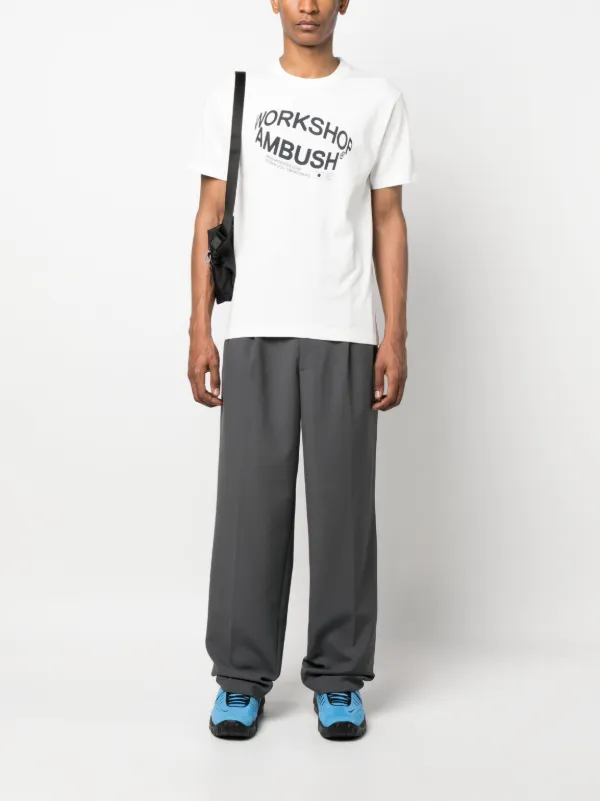 AMBUSH Revolve Tシャツ | ホワイト | FARFETCH JP