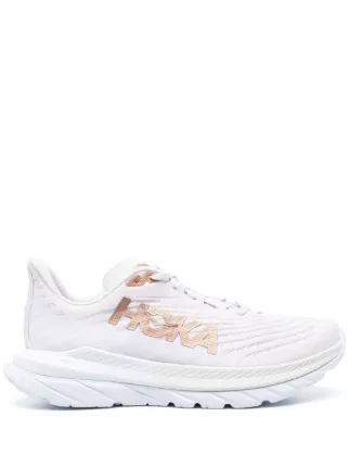 HOKA
