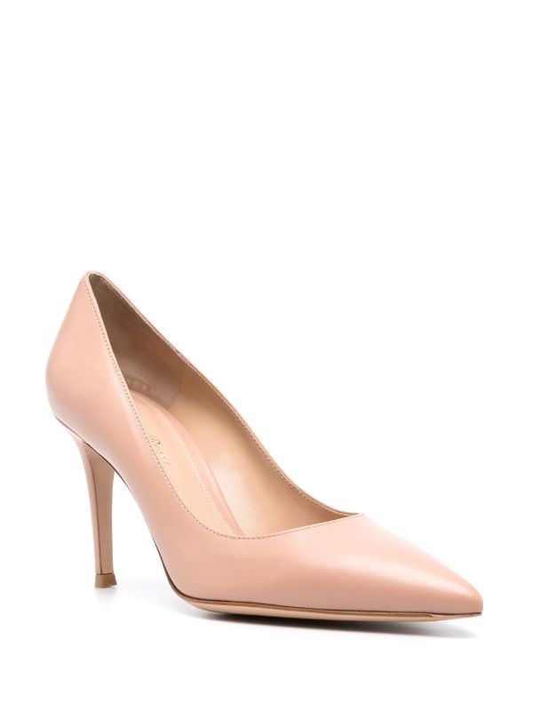 Gianvito rossi best sale pumps nude