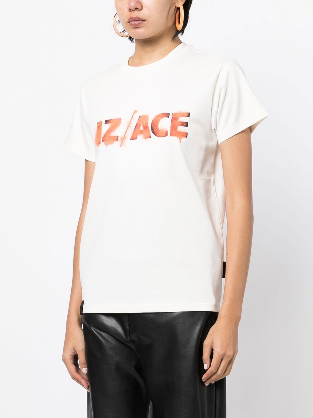 Shop Izzue Logo-print Short-sleeve T-shirt In White