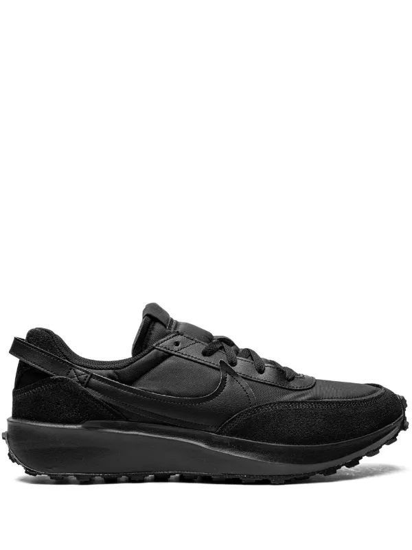 Nike waffle sale black and white