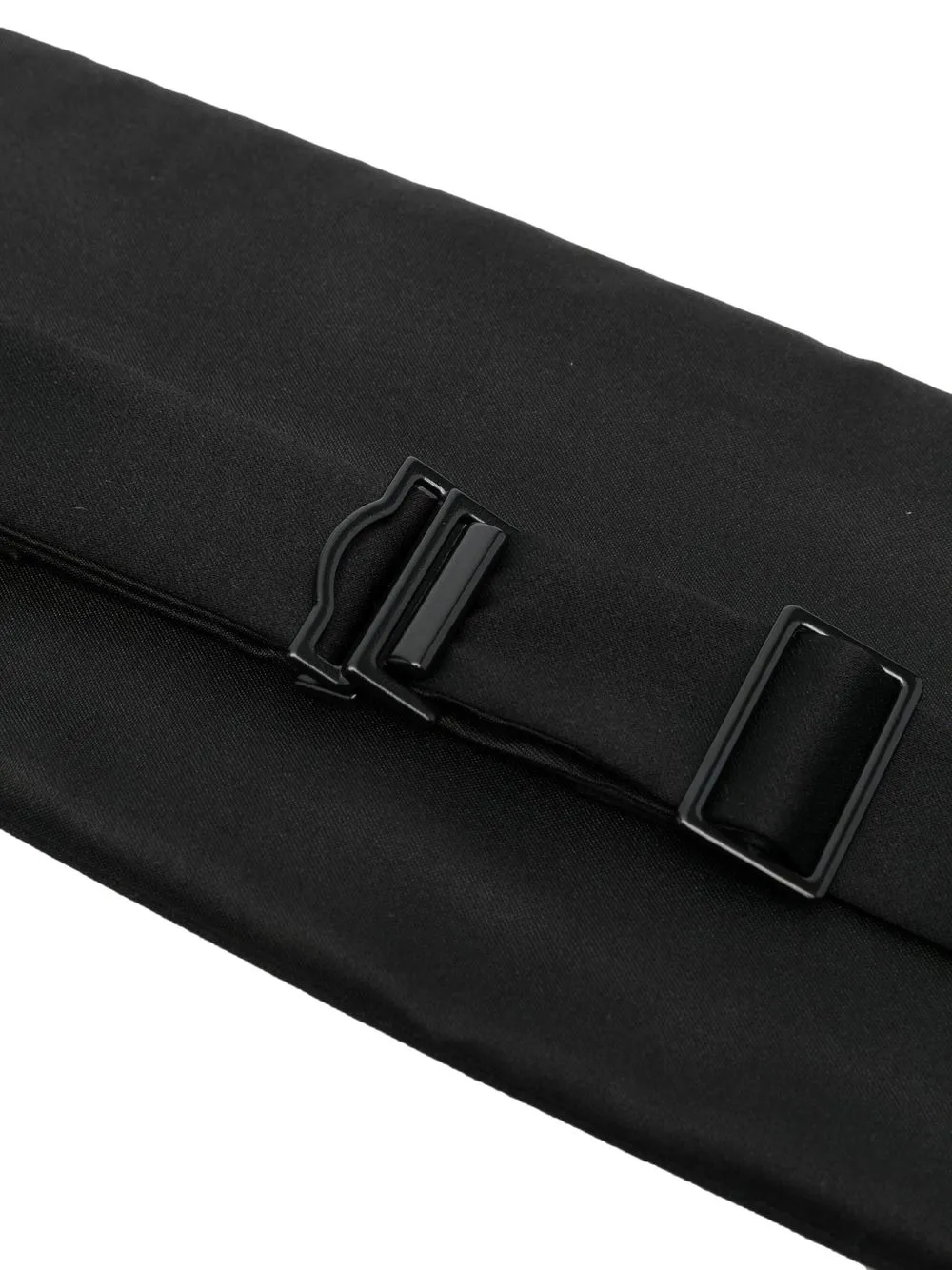 Tagliatore Clasp-fastening Cummerbund In Black