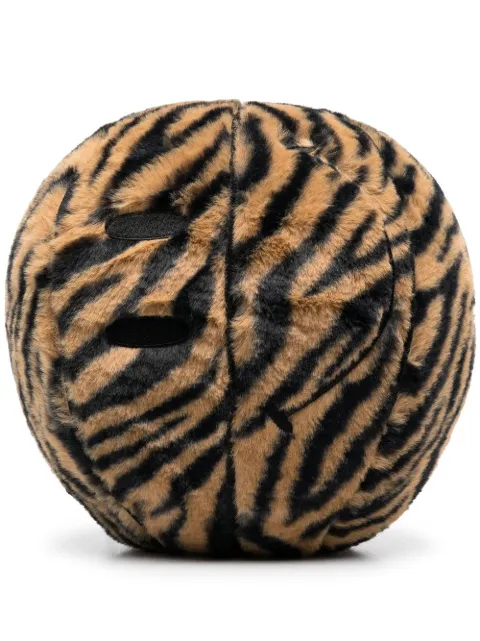 MARKET - fleece-textured basketball