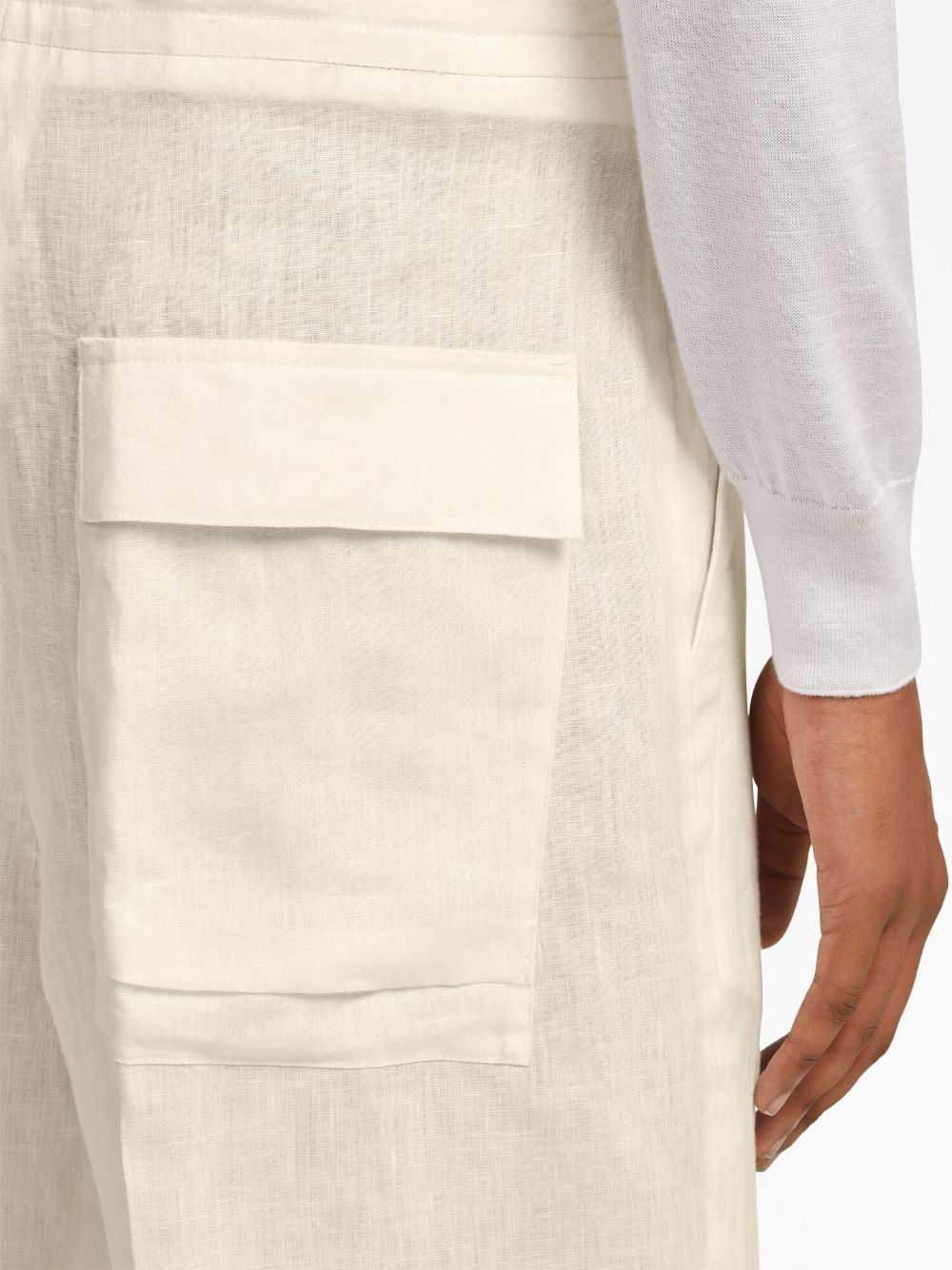 Shop Zegna Pure Linen Shorts In 992 Off White