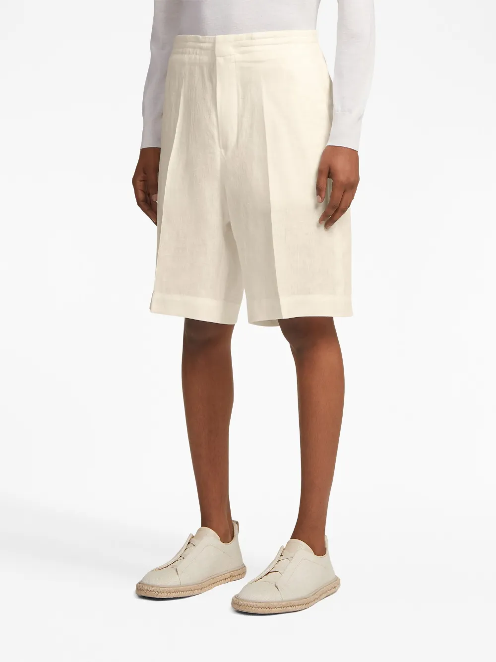 Shop Zegna Pure Linen Shorts In 992 Off White