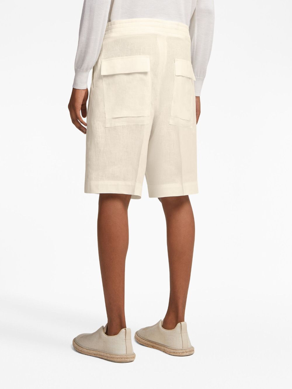 Shop Zegna Pure Linen Shorts In 992 Off White