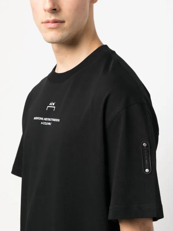【関税込み】A-COLD-WALL* ブラック プリントTシャツ A-COLD-WALL* ロゴ Tシャツ | ブラック | FARFETCH JP