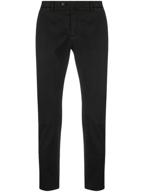 straight-leg trousers