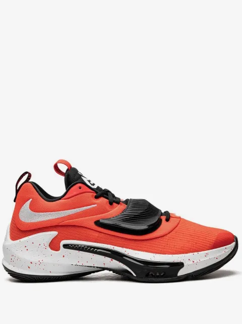 Nike Zoom Freak 3 TB スニーカー