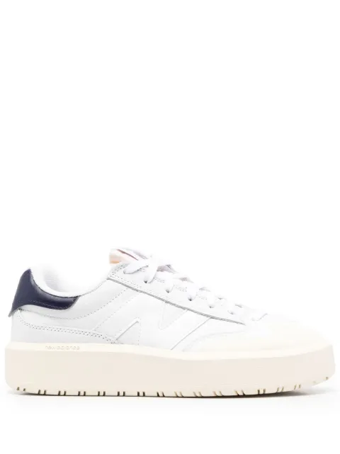 New Balance tenis bajos con agujetas