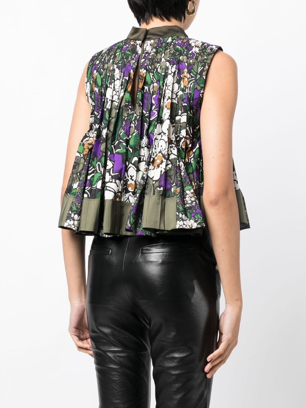 Shop Sacai Floral-print Pleated Sleeveless Blouse In Green