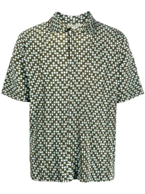 Homme Plissé Issey Miyake قميص بأكمام قصيرة وطبعة جرافيك 
