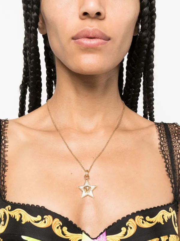【送料&関税込】Versace Medusa Pendant Chain Necklace Crystal La Medusa Necklace Gold,White | VERSACE US