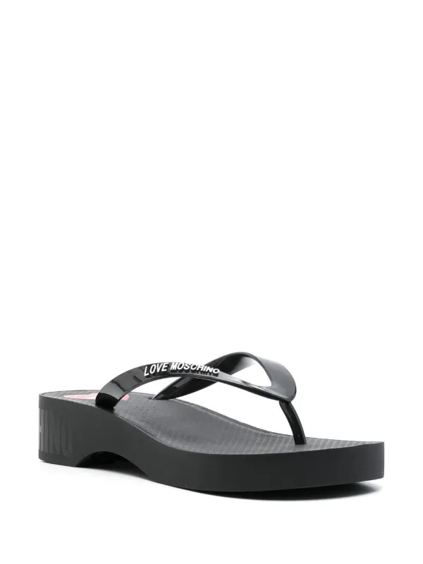 Love hot sale moschino sandals