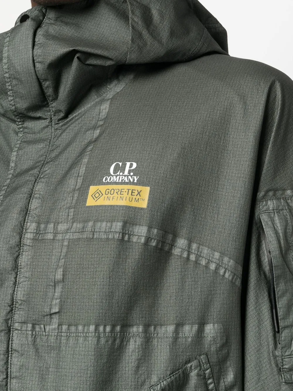 CP Company オリーブグリーン ジャンパー シェルとダウンで4シーズン対応！「C.P.カンパニー」のアウター