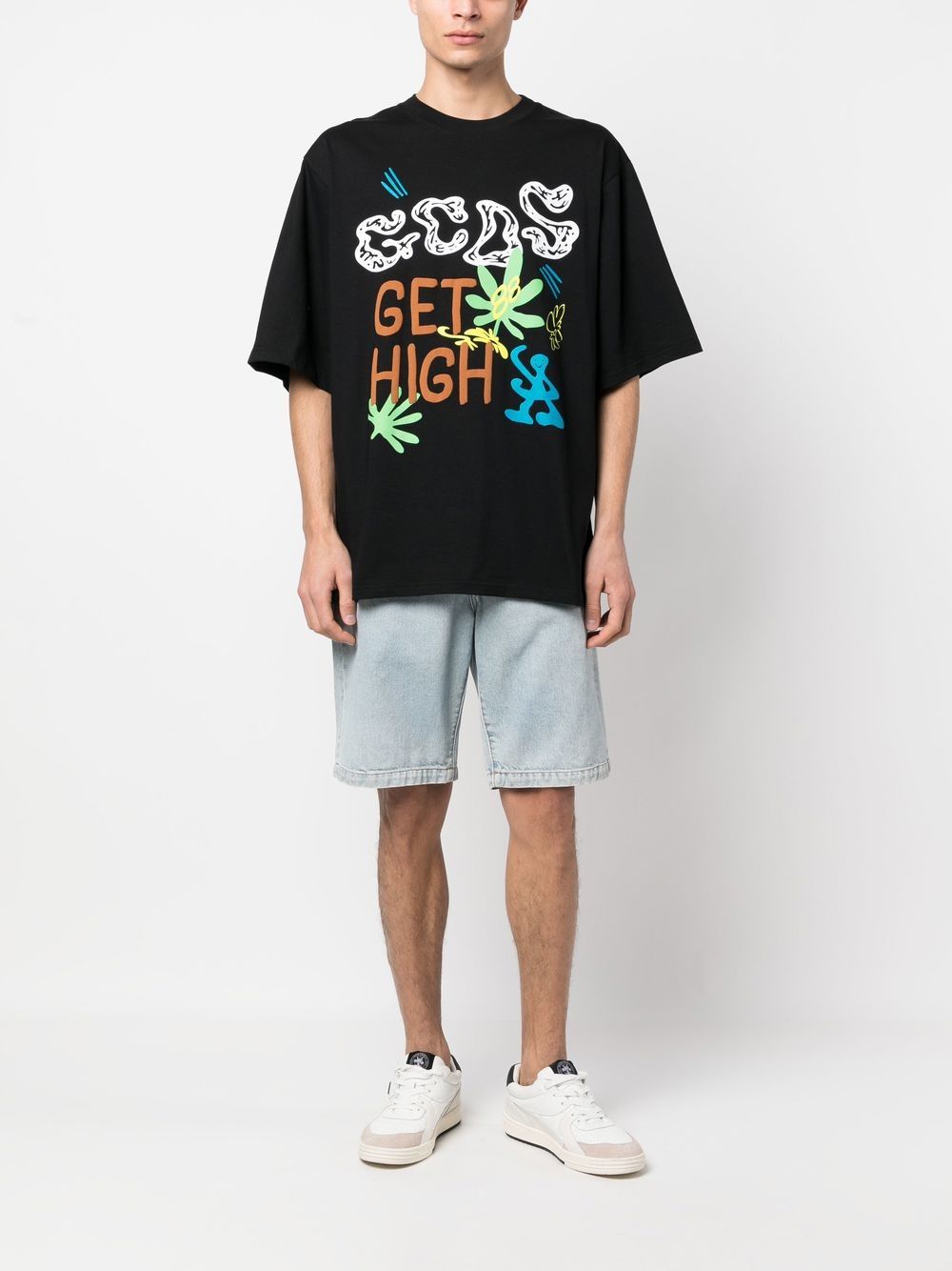 Shop Gcds Logo-print Short-sleeve T-shirt In Black