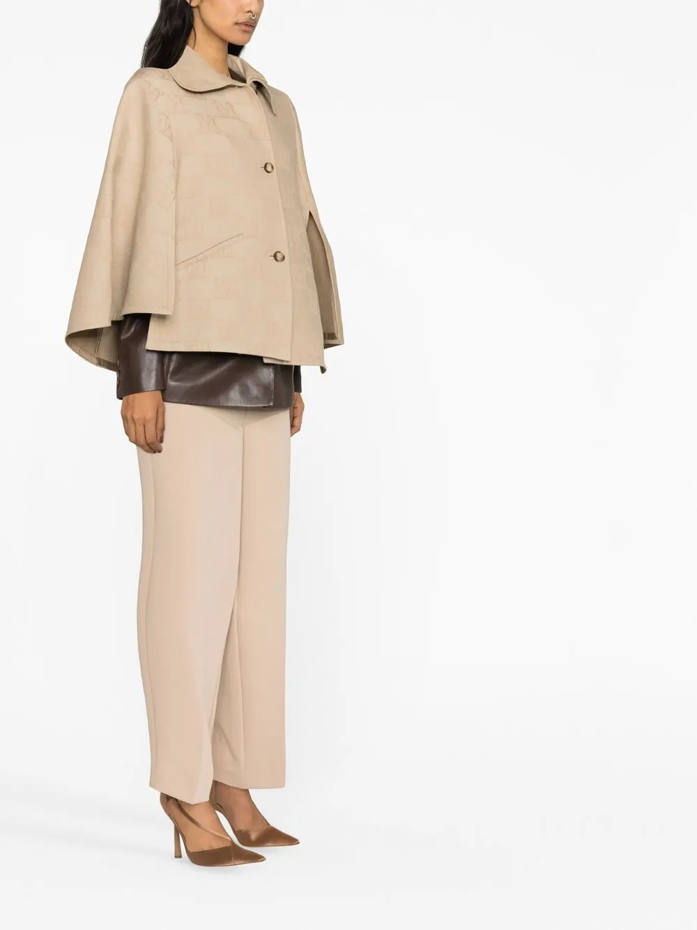 Max Mara Jas met enkele rij knopen Bruin