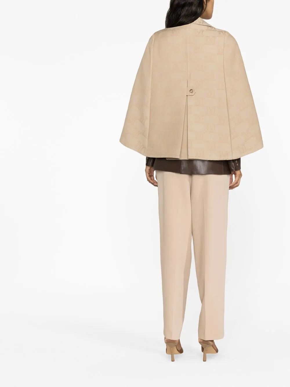 Max Mara Jas met enkele rij knopen Bruin