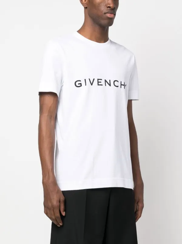 Tシャツ・カットソー GIVENCHY SS25 Logo patch t-shirt (BM71MG3YPD 272) T-shirt Givenchy Varsity Logo T-Shirt BM71MG3YPD-272 | FLEXDOG