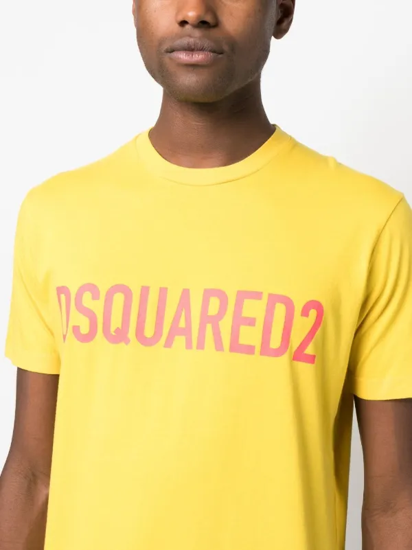 D squared2★イエローのロゴが入ったコットンTシャツ★送関込 ディースクエアード DSQUARED2 メンズ トップス Tシャツ 半袖