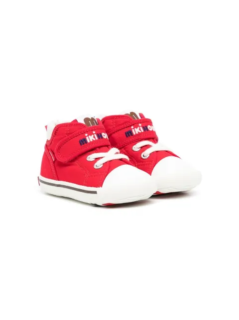 Miki House tenis altos con logo bordado