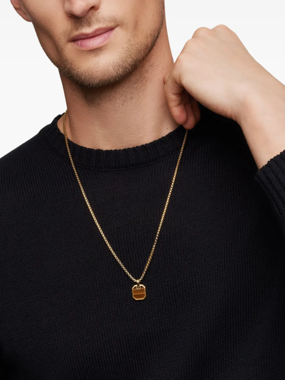 David Yurman 18kt yellow gold Roman tiger eye amulet (15mm) | Image 2