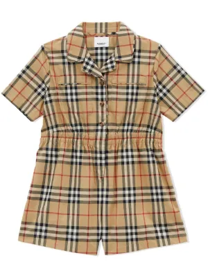 Burberry store teenage girl