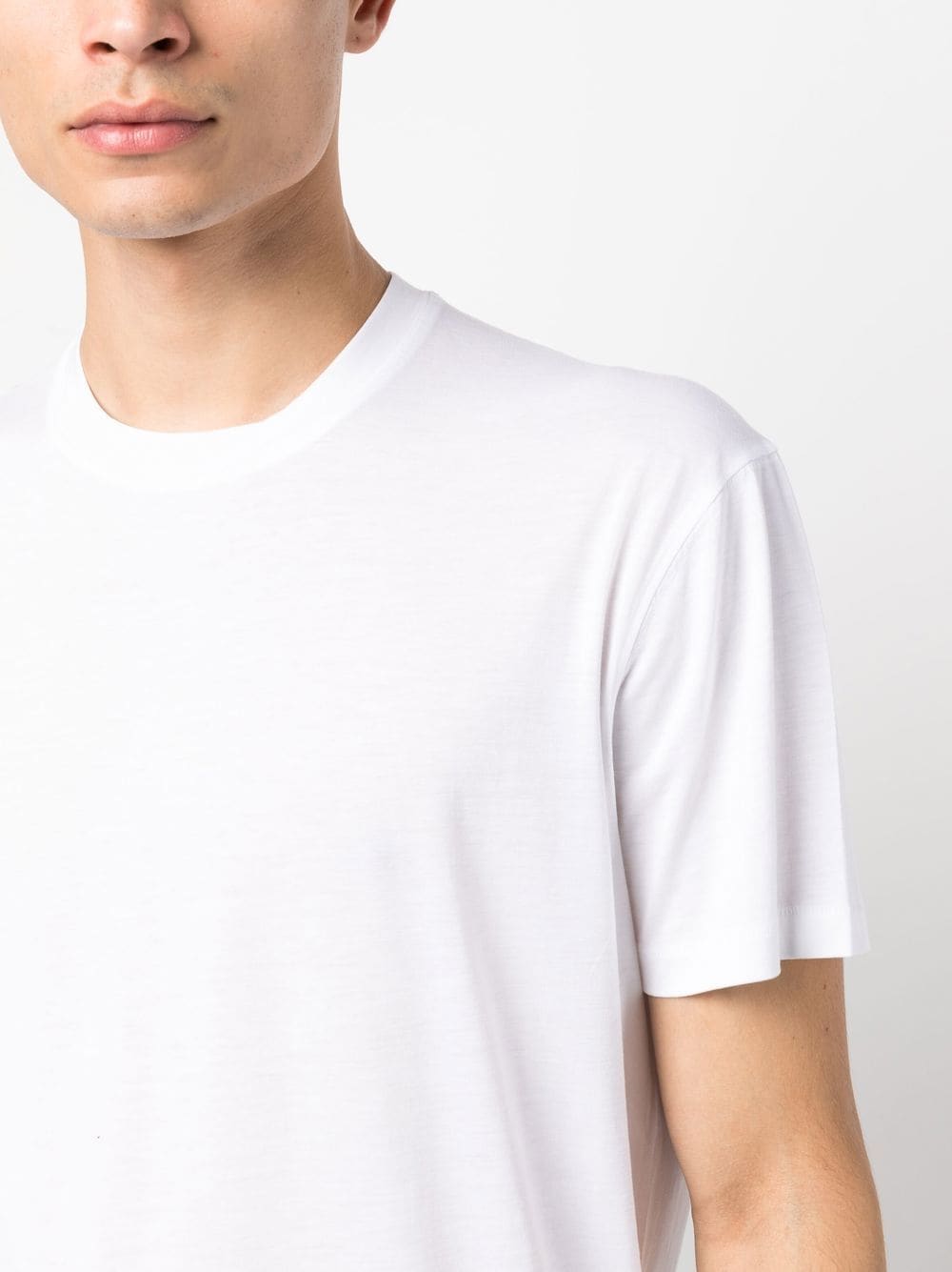 Shop Tom Ford Round-neck Short-sleeve T-shirt In White
