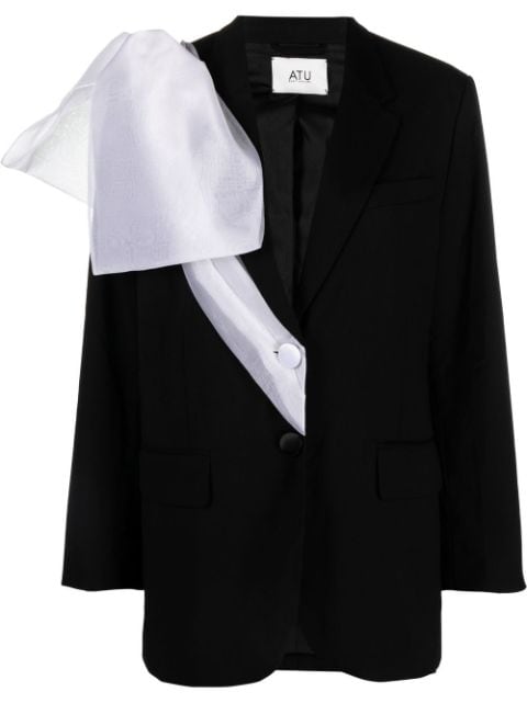 Atu Body Couture بليزر بصف أزرار وزينة ربطة