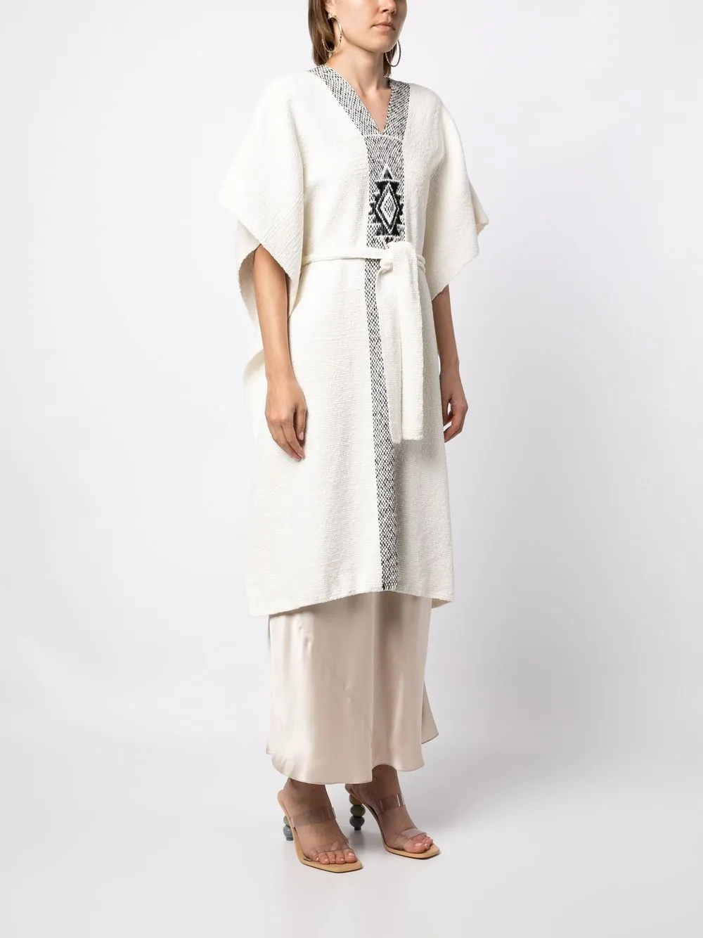 Voz Estrella Kaftan In White
