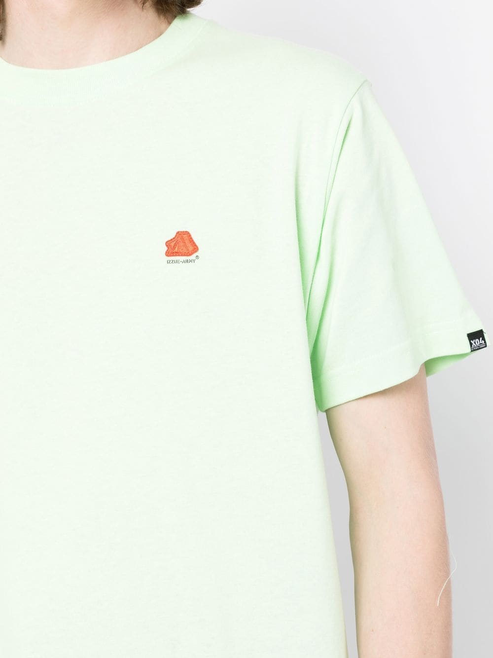 Shop Izzue Logo-patch Short-sleeve T-shirt In Green