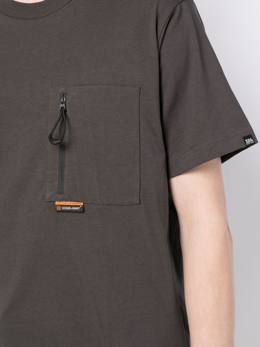 Shop Izzue Pocket-detail Cotton T-shirt In Grey