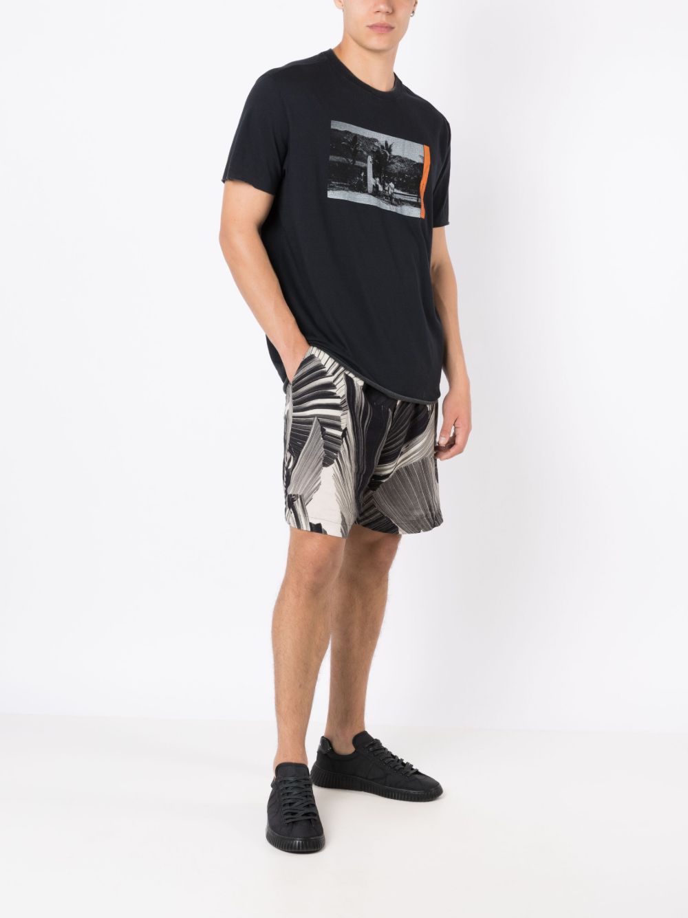 Osklen T-shirt met fotoprint - Zwart