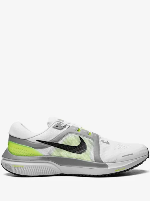 Nike tenis bajos Air Zoom Vomero 16