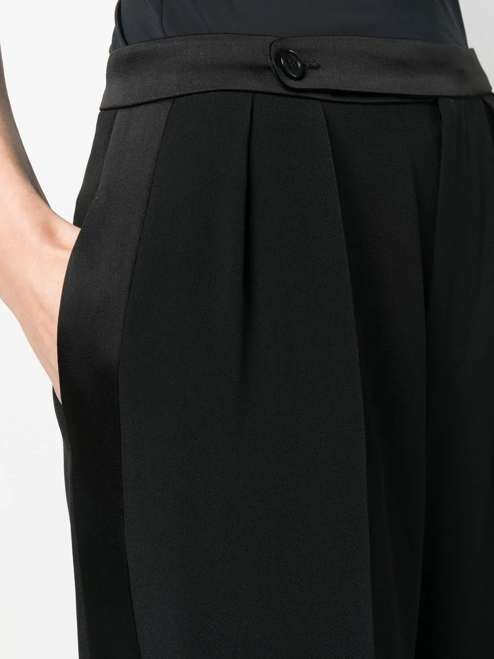 ASPESI Satin-trim Pleated Trousers in Black, view 5