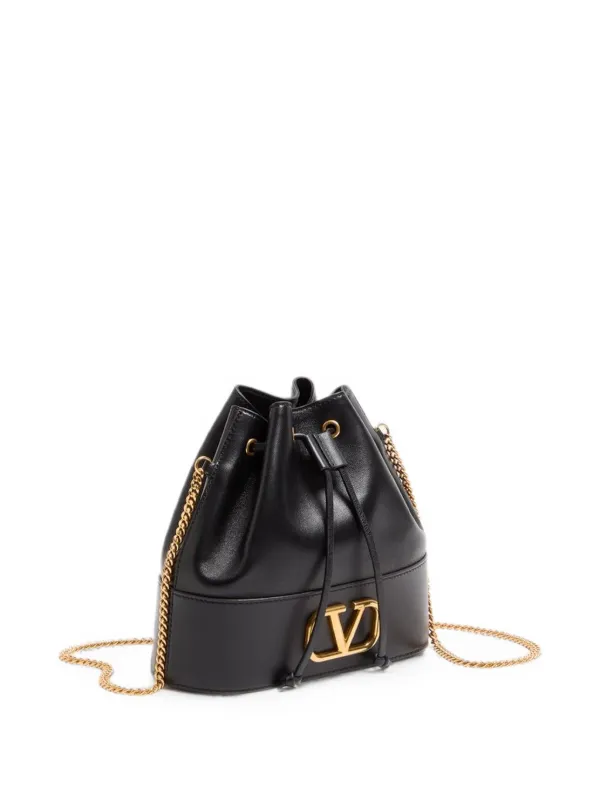 Valentino Garavani Vロゴ レザーバケットバッグ ミニ | ブラック