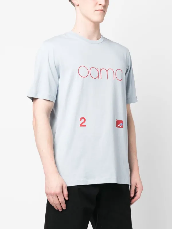 OAMC ロゴ Tシャツ | ブルー | FARFETCH JP