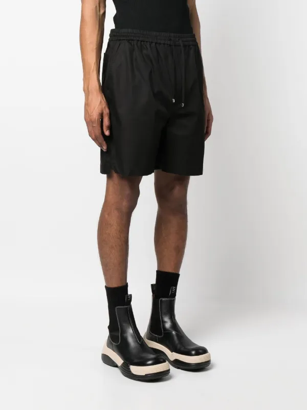VALENTINO 黒 ショートパンツ VALENTINO - 美品 ヴァレンティノ VALENTINO パンツ ショート