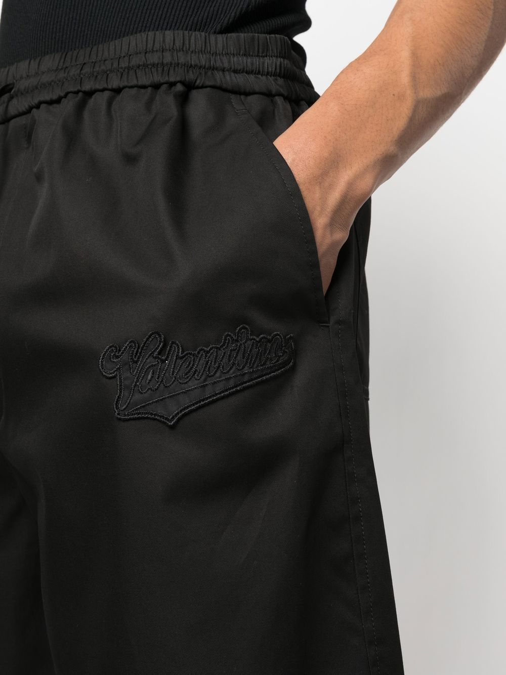 Shop Valentino Logo-patch Cotton Drawstring Shorts In Schwarz